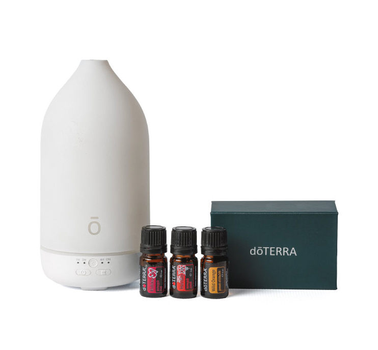 Набор doTERRA "Секрет праздника" с диффузором Лалуз Laluz (120 мл), 3x5 мл