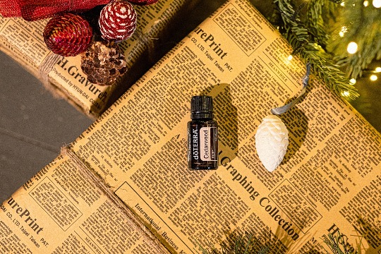 Однокомпонентное эфирное масло 'Cedarwood' #1