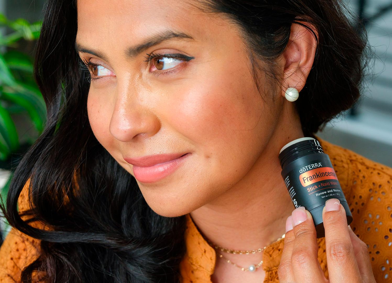 Стик «Ладан» doTERRA Frankincense Stick + Naio Wood, 30 г - Персональный уход - Каталог товаров