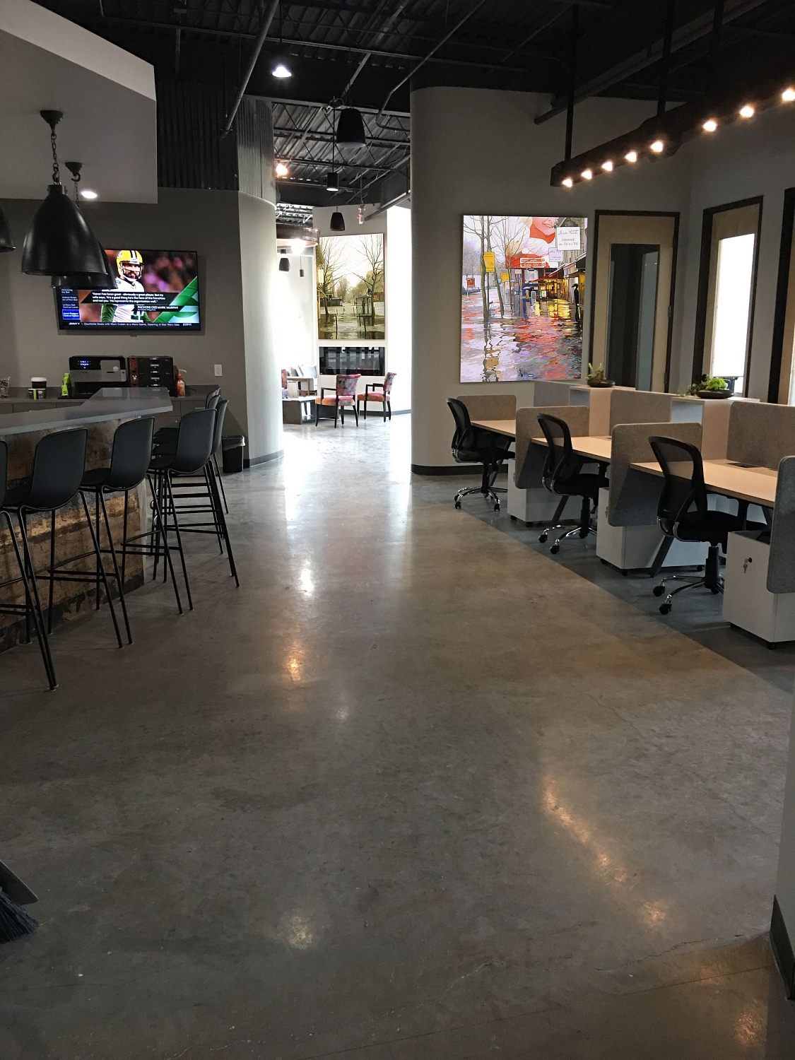 Картины в офисах