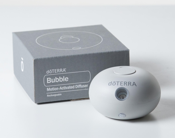 Набор doTERRA портативный диффузор Bubble с датчиком движения и масло Лимонная мята (Bergamot Mint), 15 мл - Диффузоры - Каталог товаров