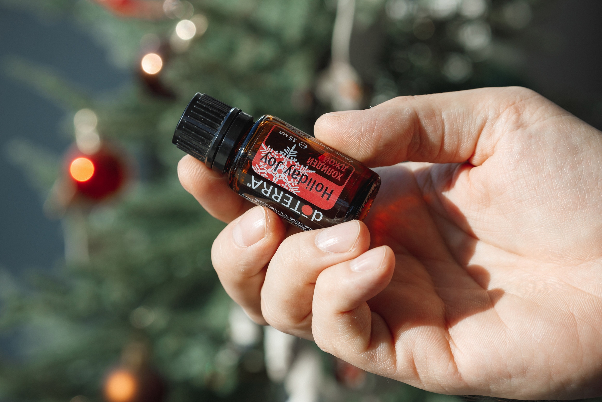 "Холидей Джой" смесь эфирных масел для создания уюта, doTERRA Holiday Joy, 15 мл - Смеси эфирных масел - Каталог товаров