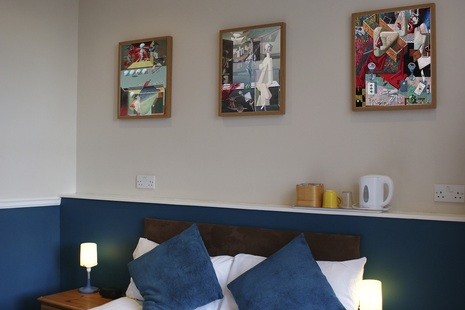 Картины в отелях и гостевых домах