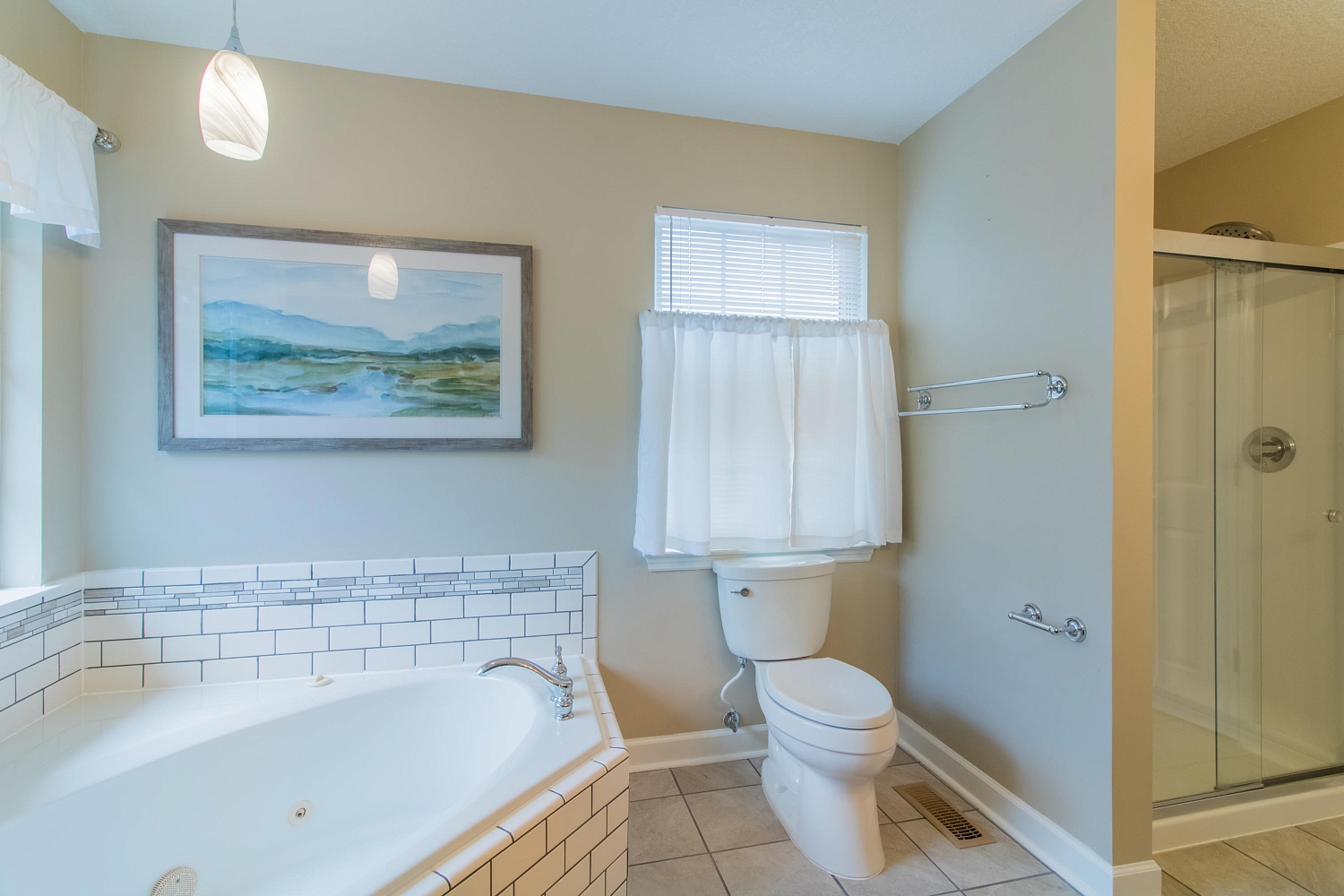 Картины в ванных комнатах