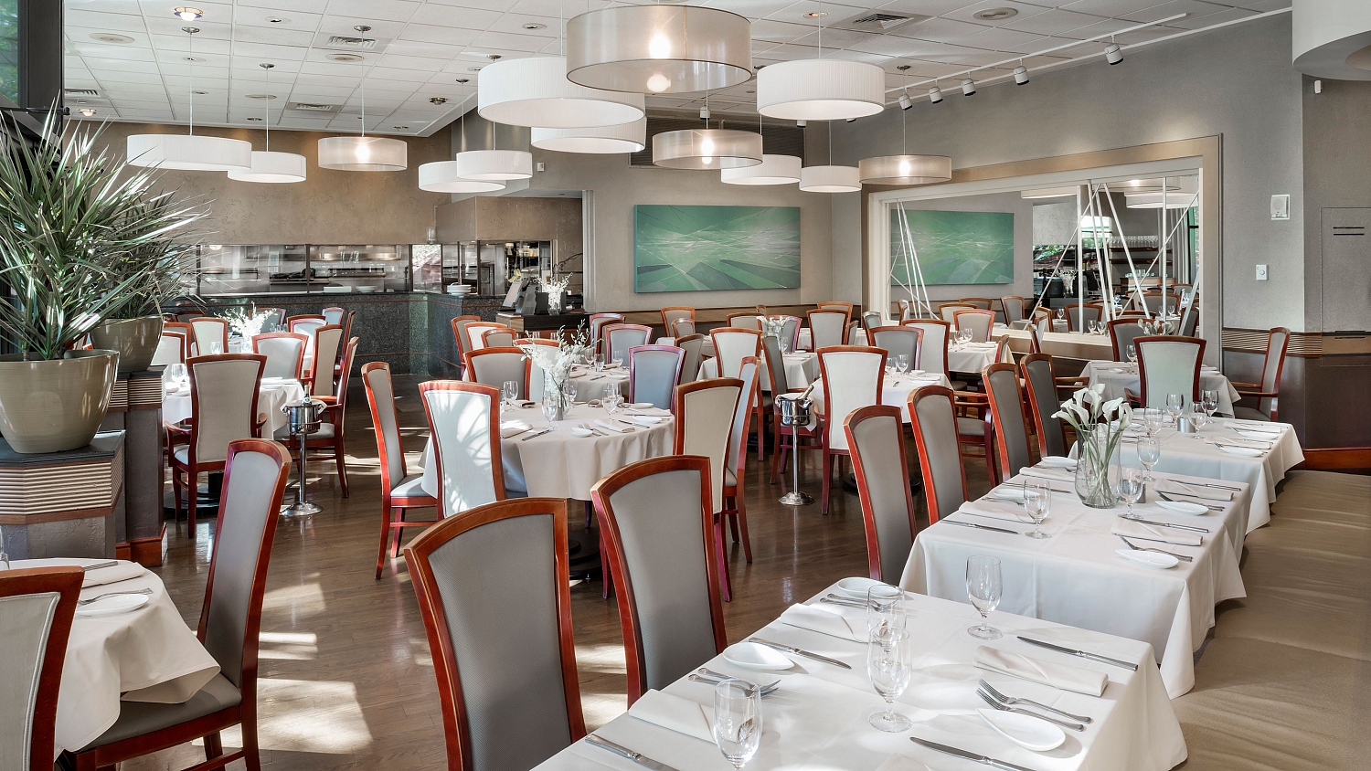 Картины в ресторанах и кафе