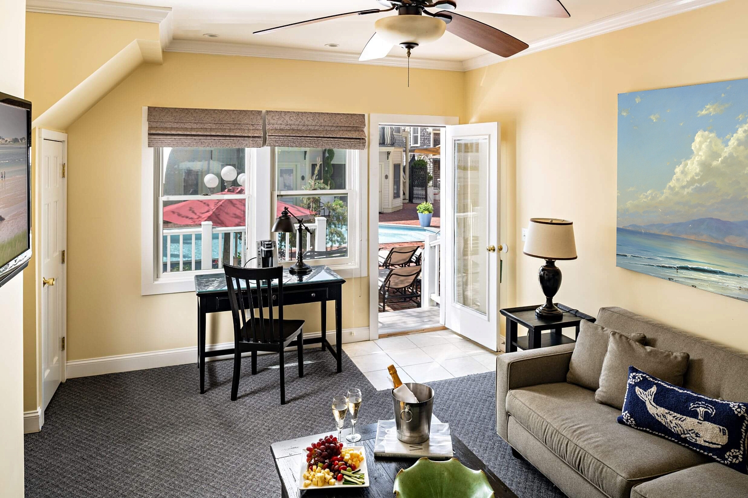 Картины в отелях и гостевых домах