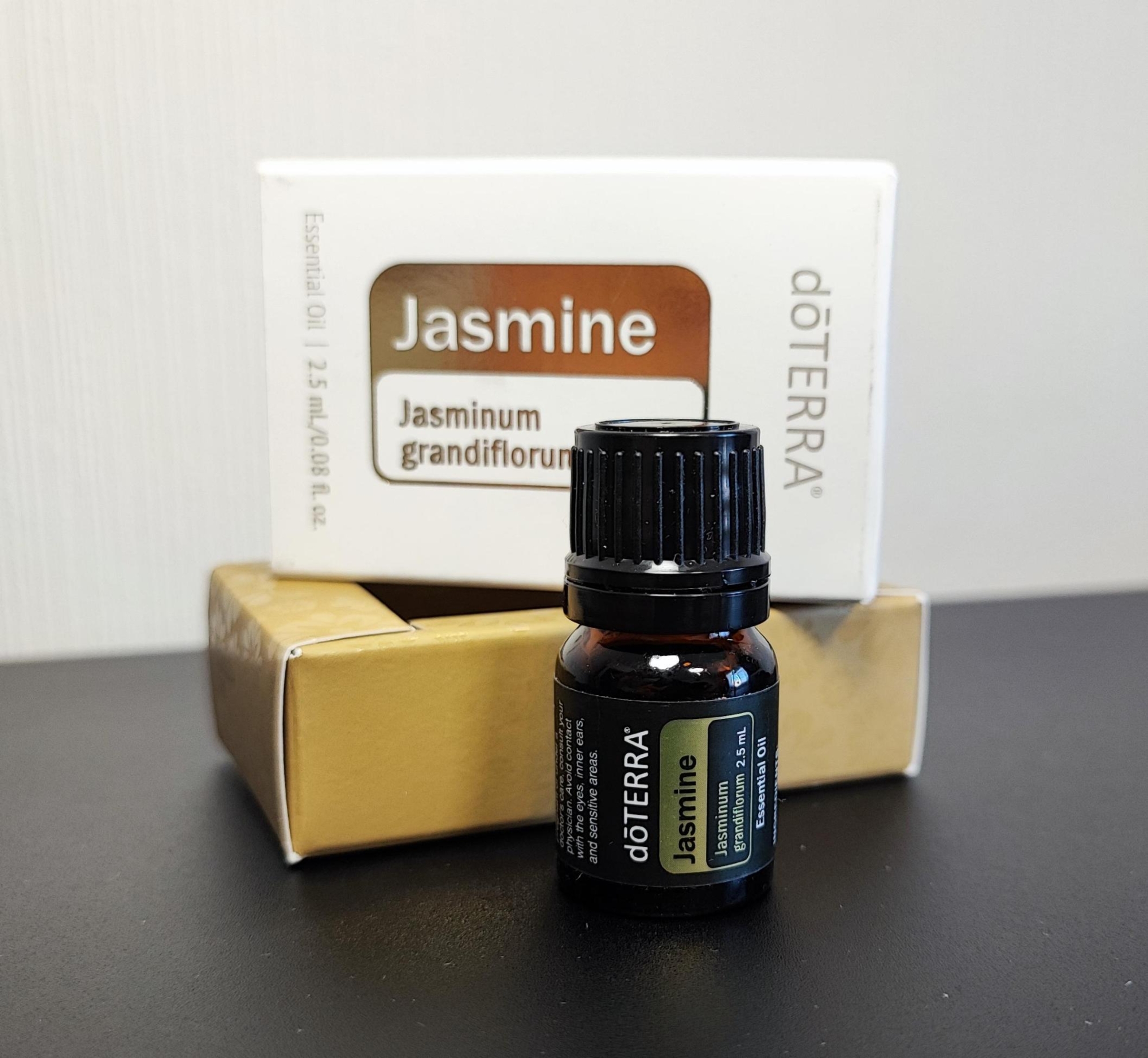 Эфирное масло doTERRA Jasmine, Жасмин, 2.5 мл - Однокомпонентные эфирные масла - Каталог товаров