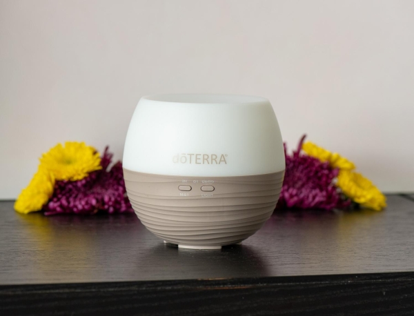 Диффузор doTERRA Лепесток 2.0 (PETAL DIFFUSER) для эфирных масел (240 мл) - Диффузоры - Каталог товаров